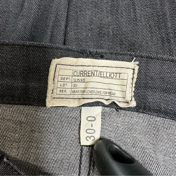 Current Elliot The Stiletto Gray Wash Raw Hem Jeans - Picture 13 of 16